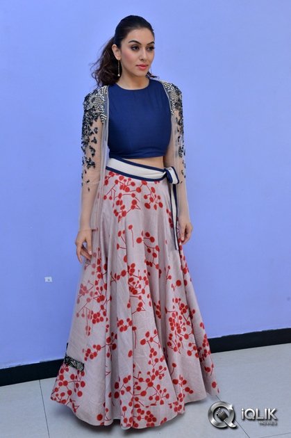 Hansika-at-Luckkunnodu-Movie-Promotions
